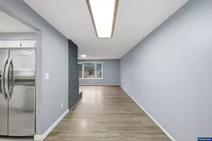 1317 Parkway Dr NW, Salem, OR 97304 - Photo 12