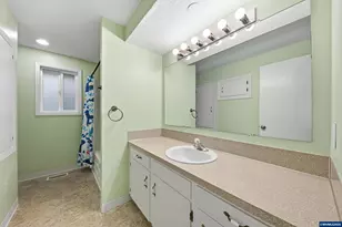 1317 Parkway Dr NW, Salem, OR 97304 - Photo 26