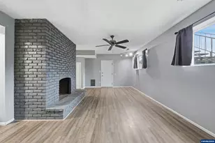 1317 Parkway Dr NW, Salem, OR 97304 - Photo 34