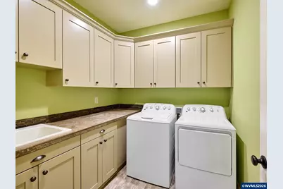 1508 Crestview Dr, Silverton, OR 97381 - Photo 22