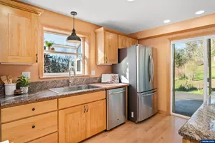 9275 SE Terrace View Ct, Amity, OR 97101 - Photo 4