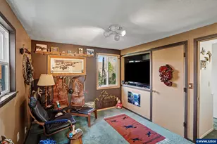 32365 N Frk Rd SE, Lyons, OR 97358 - Photo 16