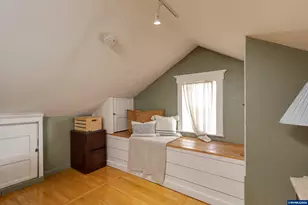 490 W Maple St, Lebanon, OR 97355 - Photo 24