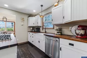 24291 SW Rogers Rd, Sheridan, OR 97378 - Photo 8