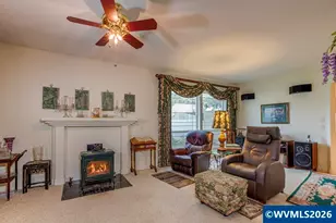 4374 Log Dr NE, Salem, OR 97305 - Photo 8