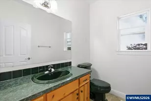4374 Log Dr NE, Salem, OR 97305 - Photo 14