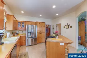 4374 Log Dr NE, Salem, OR 97305 - Photo 14