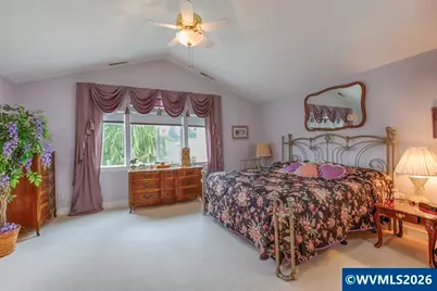 4374 Log Dr NE, Salem, OR 97305 - Photo 16