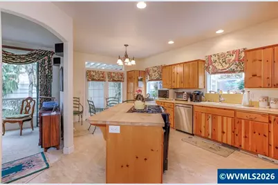 4374 Log Dr NE, Salem, OR 97305 - Photo 8