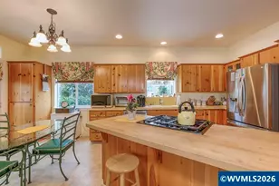 4374 Log Dr NE, Salem, OR 97305 - Photo 6