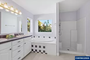 4374 Log Dr NE, Salem, OR 97305 - Photo 20