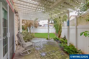4374 Log Dr NE, Salem, OR 97305 - Photo 34