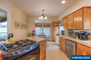 4374 Log Dr NE, Salem, OR 97305 - Photo 12