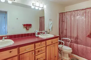 4374 Log Dr NE, Salem, OR 97305 - Photo 22