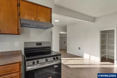 2055 Carleton Wy NE, Salem, OR 97301 - Photo 16