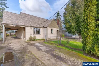 2055 Carleton Wy NE, Salem, OR 97301 - Photo 2