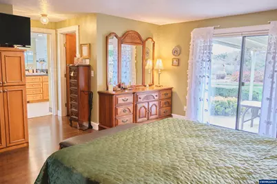 4608 Marguerite St NE, Salem, OR 97305 - Photo 18