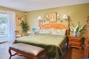 4608 Marguerite St NE, Salem, OR 97305 - Photo 16