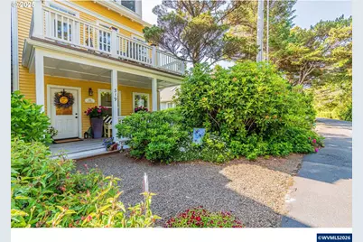 319 Kinnikinnick Wy, Depoe Bay, OR 97341 - Photo 1