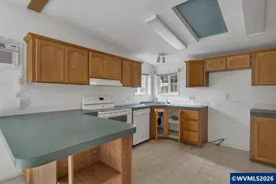 6195 SW Country Club Dr, Corvallis, OR 97333 - Photo 18