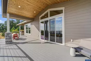 8683 Drury Ln S, Salem, OR 97306 - Photo 36