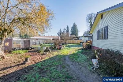 30563 Fairview Rd, Lebanon, OR 97355 - Photo 34