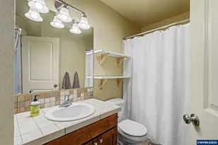 5985 Dewpointe St SE, Salem, OR 97306 - Photo 32
