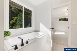 1915 Royal Crown Avenue Northwest, Salem, OR 97304 - Photo 16