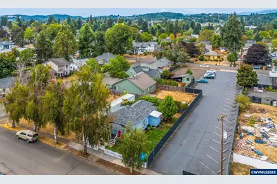 1071 SW Church St, Dallas, OR 97338 - Photo 26