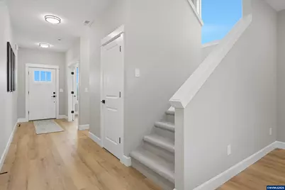 1774 Ammon St NW, Salem, OR 97304 - Photo 8
