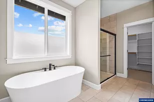 1774 Ammon St NW, Salem, OR 97304 - Photo 30