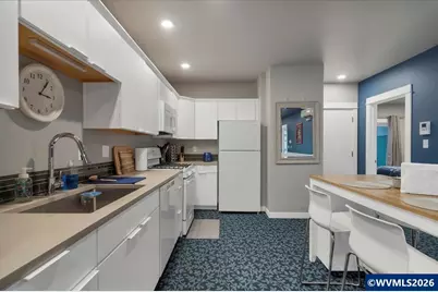 227 Commercial St NE, Salem, OR 97301 - Photo 8