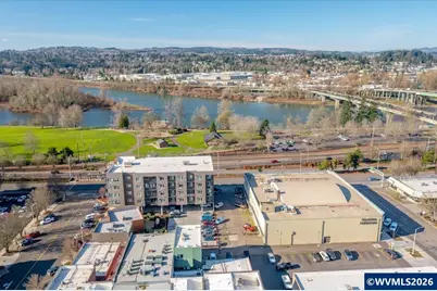 227 Commercial St NE, Salem, OR 97301 - Photo 34