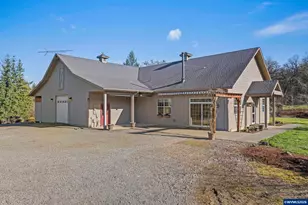 33960 Viewcrest Dr NE, Albany, OR 97322 - Photo 4