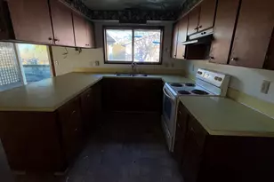 4915 Liberal Av NE, Salem, OR 97305 - Photo 16