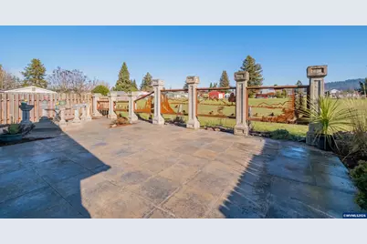 1023 S 10th St, Lebanon, OR 97355 - Photo 26