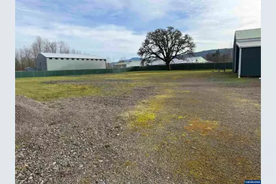 2240 Apple Lp, Lyons, OR 97358 - Photo 10