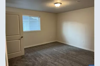 972 N 2nd St, Jefferson, OR 97352 - Photo 16