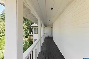 2545 NW Windsor Pl, Corvallis, OR 97330 - Photo 8