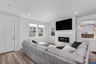 6533 SW Lupine Ln, Wilsonville, OR 97070 - Photo 4