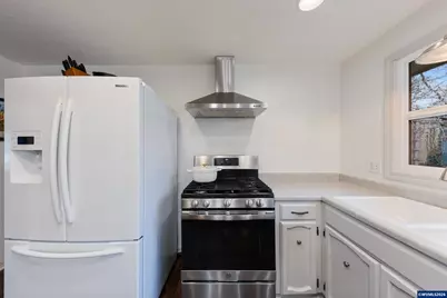 3982 Ash Av SE, Salem, OR 97302 - Photo 18