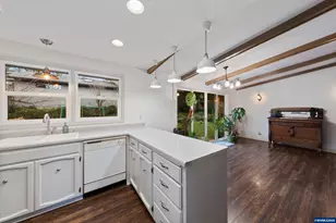 3982 Ash Ave SE, Salem, OR 97302 - Photo 20