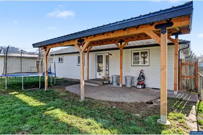 335 Berry St, Lebanon, OR 97355 - Photo 28