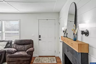 335 Berry St, Lebanon, OR 97355 - Photo 10