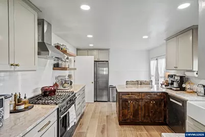 283 Delmar Dr N, Salem, OR 97303 - Photo 14