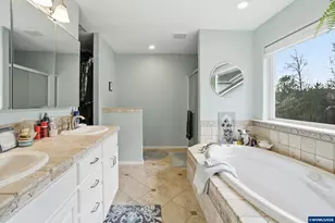 2033 W Park Ct NW, Salem, OR 97304 - Photo 34