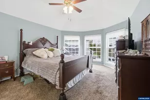 2033 W Park Ct NW, Salem, OR 97304 - Photo 32