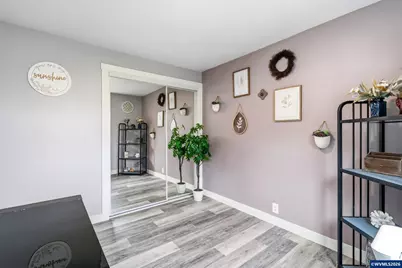 1051 W Oak St, Lebanon, OR 97355 - Photo 18