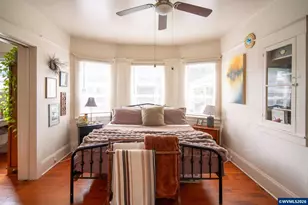 3911 - 3925 SE 28th Pl, Portland, OR 97202 - Photo 4