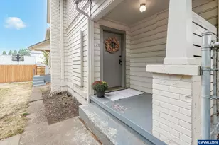 229 NE Maple St, Sublimity, OR 97385 - Photo 2